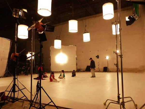 �Ϸ�΢�Ӱ�Ĕz